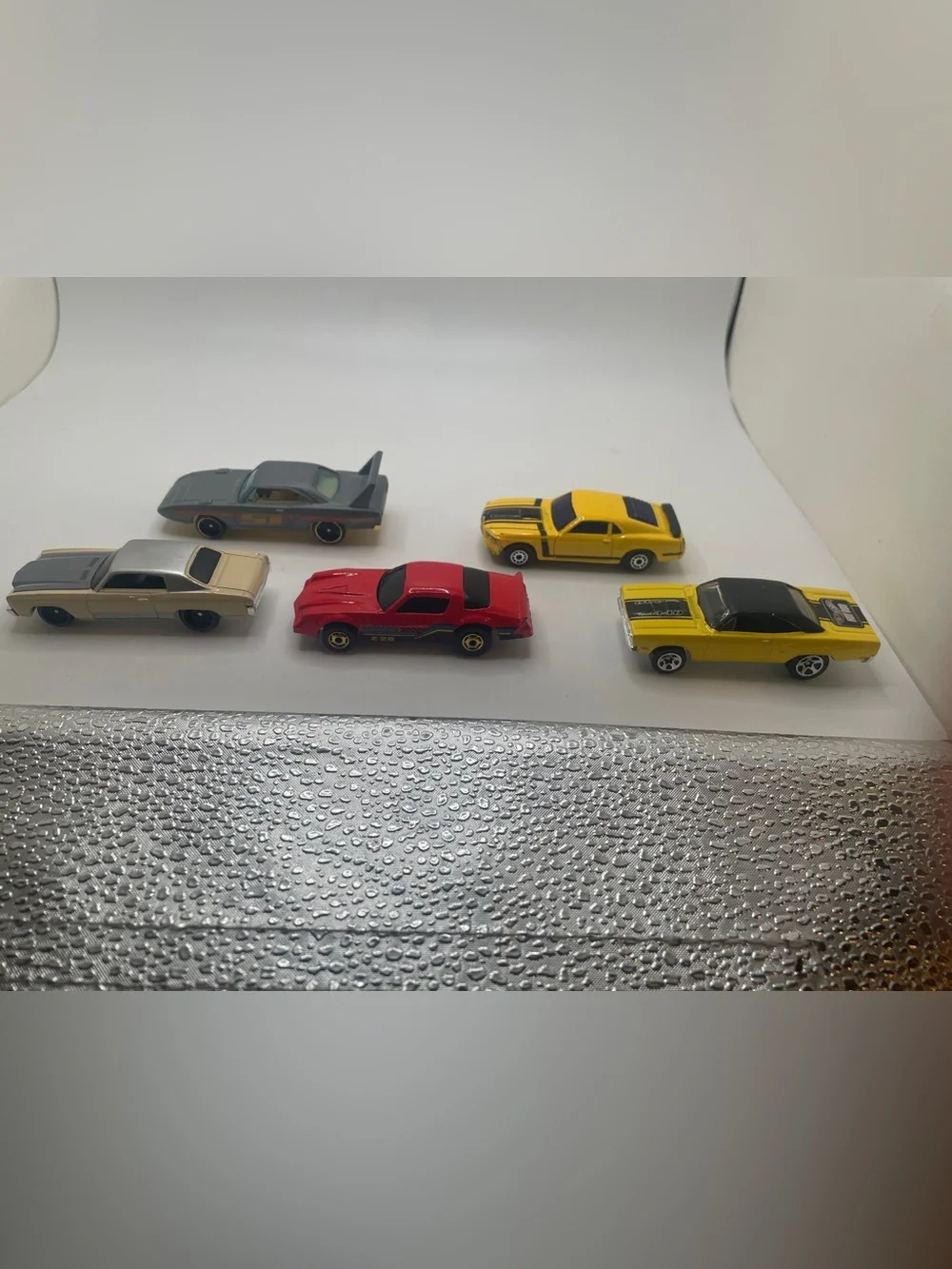 Set of (5) 1:64 diecast muscle cars